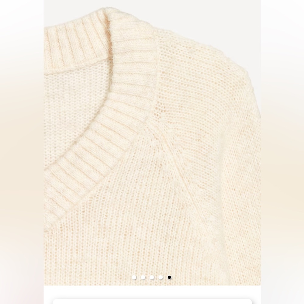Cozy vneck sweater size xs - Picture 5 of 5
